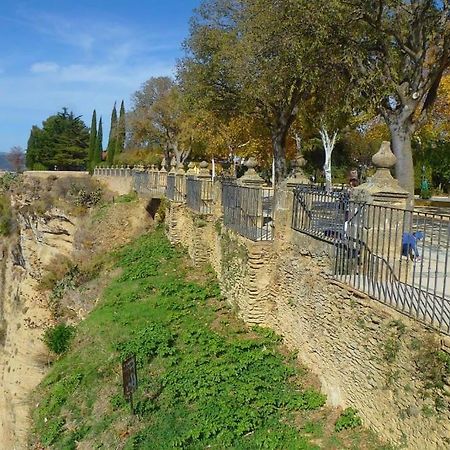 Cuevas del BecerroCasa La Puerta De Rondaアパートメント エクステリア 写真