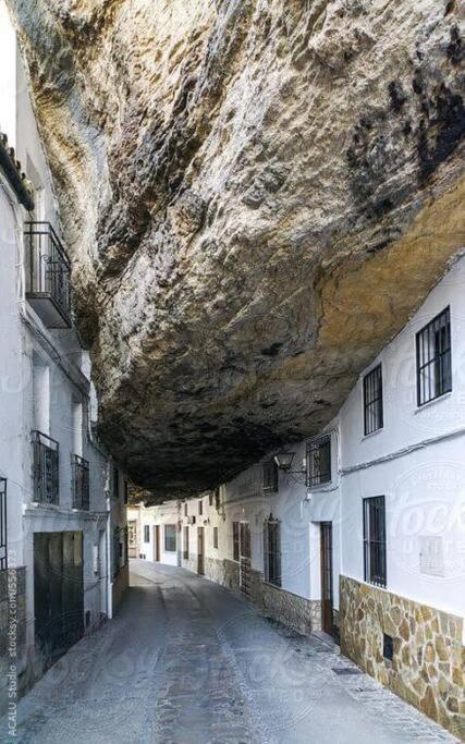 Cuevas del BecerroCasa La Puerta De Rondaアパートメント エクステリア 写真
