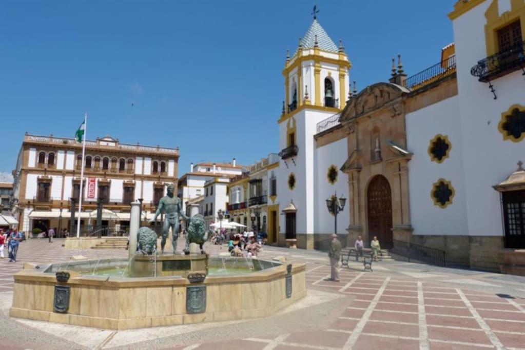 Cuevas del BecerroCasa La Puerta De Rondaアパートメント エクステリア 写真